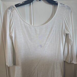 White BKE Boutique Top